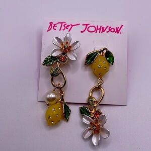 Betsey Johnson Lemon Flower Floral Fruit Gold Tone Drop Earrings NWT